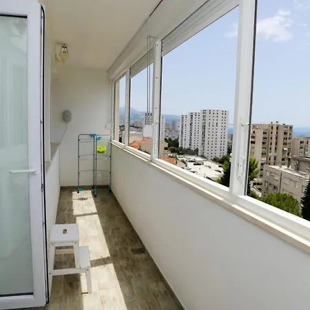 Renci With Sea View Apartament Split